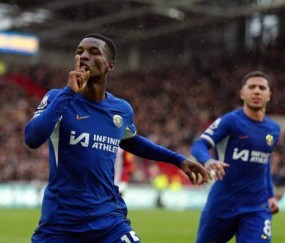 LOL赛事官网-切尔西绝平仍原地踏步，波切蒂诺生日被球迷喊滚蛋