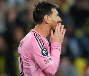 LOL赛事官网-0-0！迈阿密闷平：梅西哑火无缘900球 门将神扑 苏神坐板凳|莱昂内尔·梅西|路易斯·阿尔贝托·苏亚雷斯|迈阿密国际|里程碑|纳什维尔_新浪体育_新浪新闻